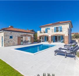 3 bedroom villa with pool, near Zadar, sleeps 8